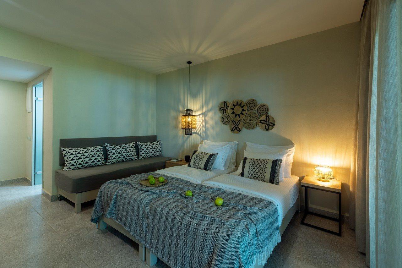Hotel Eliros Mare Beachfront Poem